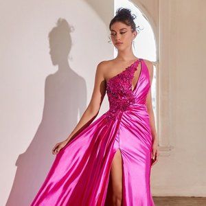 NEW LONG SLEEVELESS SHEATH GOWN WITH ONE SHOULDER NECK & FRONT KEYHOLE CDS454